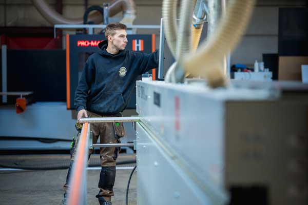 instellen van de zaagmachines